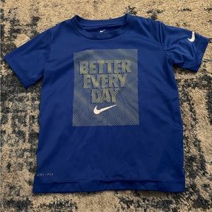 Nike Boys T-Shirt Size 4t